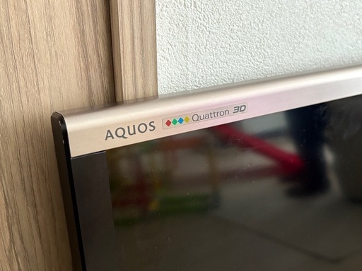 AQUOS クアトロン3D 52インチ