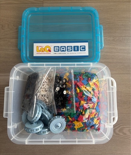 【廃盤品】LaQ ラキュー BASIC 2400 colors ケース 説明書  1260g おまけ200ピース