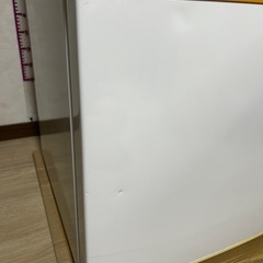 2ドア冷蔵庫の画像