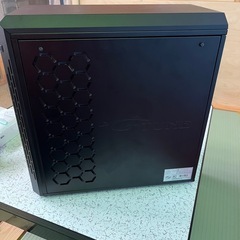 パソコンPC箱の画像