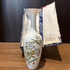 中国美術　景徳鎮　薄胎花瓶　共箱　高さ21㎝　の画像