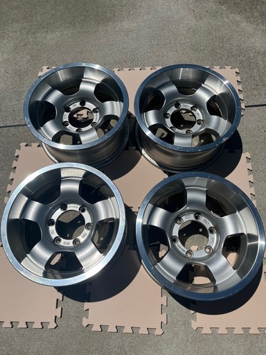 15インチアルミホイール