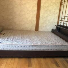 ベッドの画像