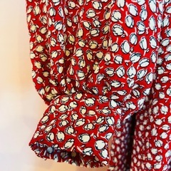 美品 昭和レトロ ワンピース M レディース ヴィンテージ 赤 スカート 膝下丈 花柄の画像