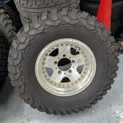 BFGoodrich KM3 31×10.5R15 4本 2022年製 バリ溝 ホイールセットの画像
