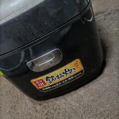 炊飯器　アイリスオーヤマの画像