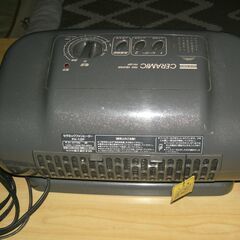 セラミック ファンヒーター（小型・1100W・2段切替）の画像