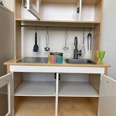 IKEA 子供用キッチン＋小物の画像