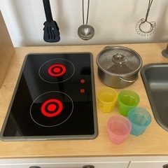 IKEA 子供用キッチン＋小物の画像