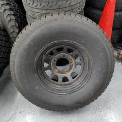 MAXTREK M7 31×10.5R15 スタッドレス 2022年製 4本 ホイールセットの画像