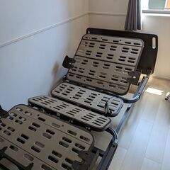 電動ベッドお売りします（金額が高いので本文をちゃんと読んで納得いただける方）の画像