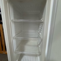 100L Haier冷凍庫　の画像