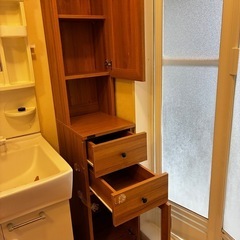 ミラー付き収納の画像