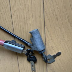 ケーブルロック（自転車の鍵） ２本  取りに来ていただける方、無料でお譲りしますの画像