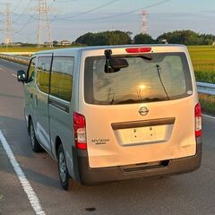 ★NV350キャラバンワゴン★10人乗り★片側スライドドア★10人乗り★車検2年付きの画像