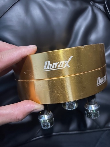 DuraX製のゴールドスペーサー、114.3-5H/1.5-30MM