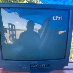 ブラウン管テレビ42型の画像