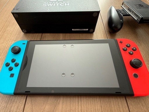⭐︎美品　初期型 Nintendo Switch＋おまけ Nintendo Switch 初期型箱なし付属品あり (タコハイ) 滝川の