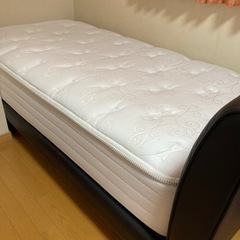 美品シングルベッド
の画像