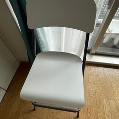 IKEAハイチェア② ※同じ椅子が2脚ありますの画像
