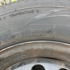 鉄ホイール付夏タイヤの画像