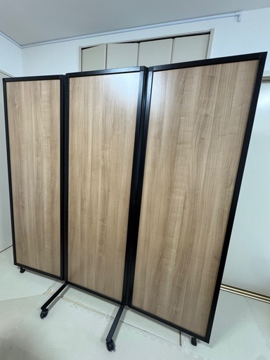 自立式パーテーション