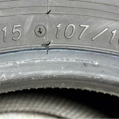 195/80R15 LTヨコハマ BluEarth-VAN RY55 23年製の画像