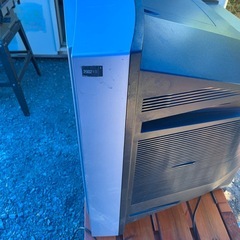 テレビ42型の画像