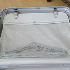 スーツケースの画像