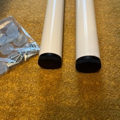 IKEA ADILS オディリス
脚2本（天板は付きません）の画像