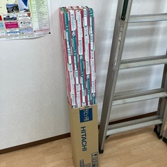 蛍光灯40ワット形の画像