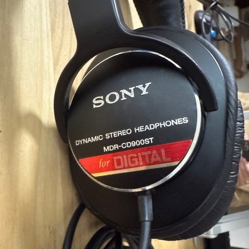【美品・イヤーパッド新品交換済】SONY MDR-CD900ST ヘッドホン