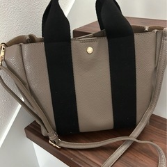【処分出品】バック２点セット❣️転売でもOK！捨てる前に欲しい方いませんか⁉️？の画像