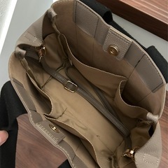 【処分出品】バック２点セット❣️転売でもOK！捨てる前に欲しい方いませんか⁉️？の画像