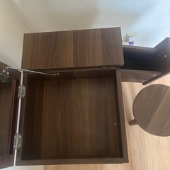 木製ドレッサー
の画像
