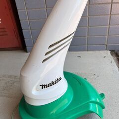 makita／マキタ　コード式・草刈り機　100V　中古・故障品の画像