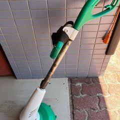 makita／マキタ　コード式・草刈り機　100V　中古・故障品の画像