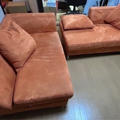 【高級家具】KOSUGA コスガ 2台セットソファ（スエード調・オレンジ）の画像