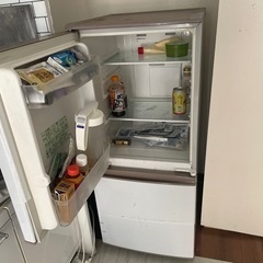 靴棚、冷蔵庫セットの画像