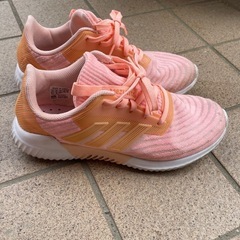 adidas アディダス　シューズ　スニーカーの画像
