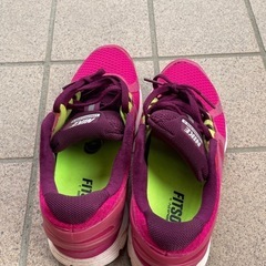 NIKE スニーカー　シューズの画像