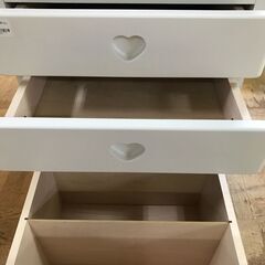 【ジャングルジャングル深井店】キャビネット　ハート　ホワイト　収納　家具　子供　クリーニング済　堺市　深井　【FU2576】の画像