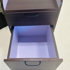 ベッド収納キャスター付き小物入れの画像