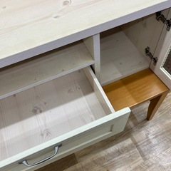 テレビボード アイボリーのご紹介ですの画像