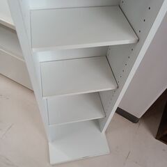 リユースのサカイ栃木店★ジモティ割あり★  本棚 ホワイト W29.6×D19.6×H180.2 クリーニング済み TC10231の画像