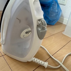 スチームアイロンの画像