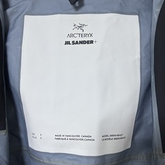JILSANDER+ x ARC'TERYX コラボ　シェルパーカーの画像