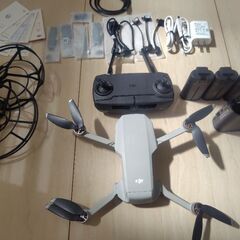 DJI Mavic Mini 軽量 ドローン 初心者向けの画像