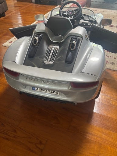 子供用電動自動車