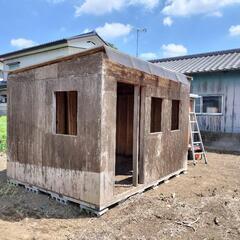 6畳ほどの小屋（屋根交換の必要有り）の画像
